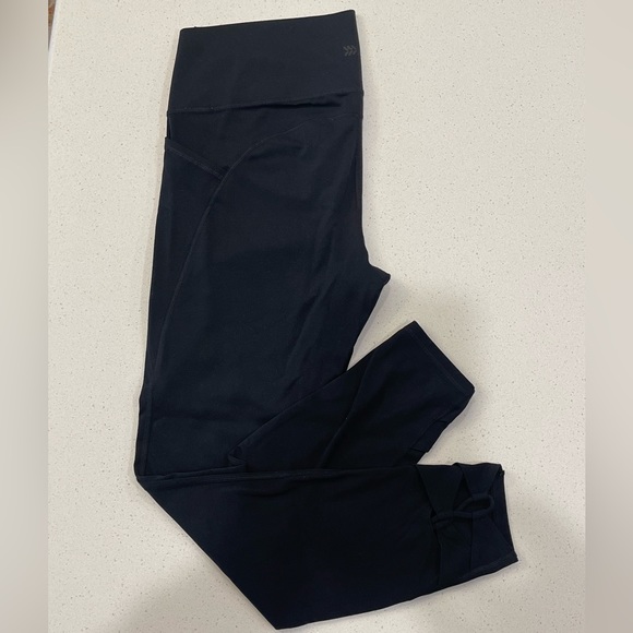 All In Motion Contour Flex Lace Up Leggings - Picture 7 of 8